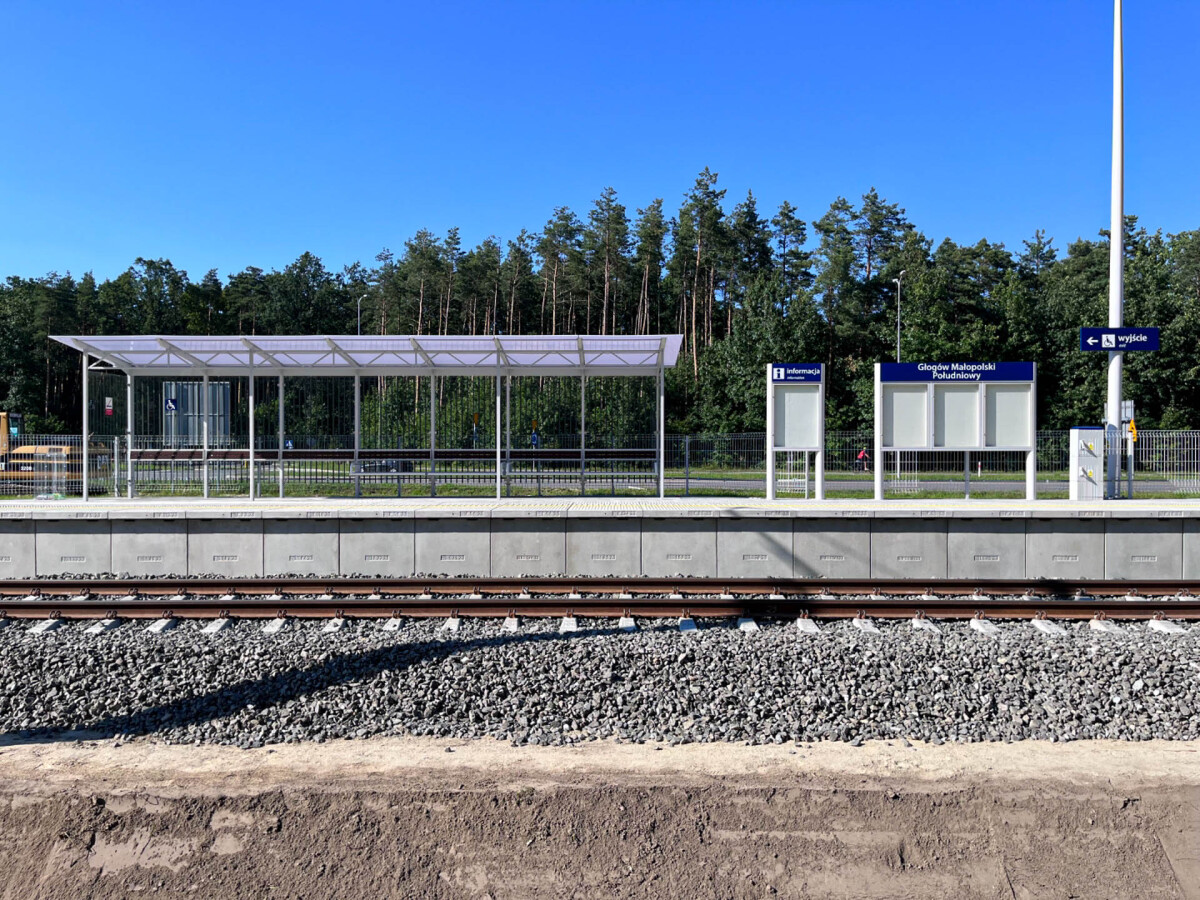 Budowa linii kolejowej z Rzeszowa na lotnisko w Jasionce [sierpień 2023]